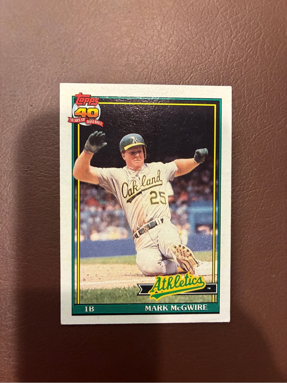 Topps Baseball Card – Green, Yellow & White Oaklands Uniform